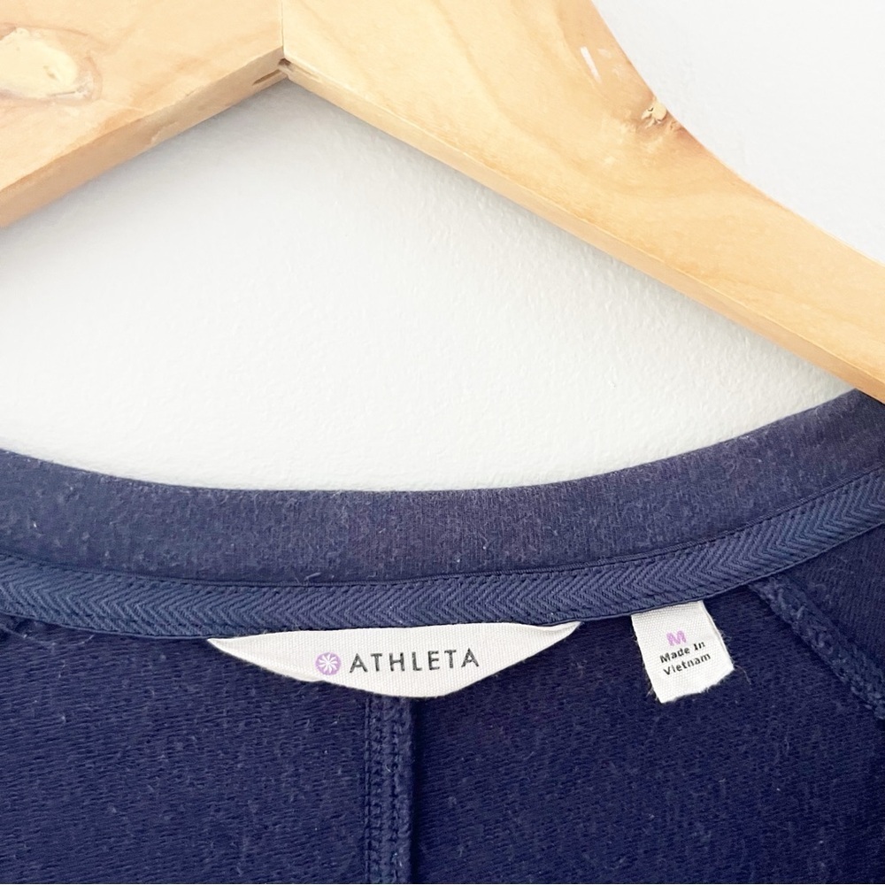 Athleta Navy Blue Oversized Sweatshirt Enchanted Dress Size Medium - Picture 7 of 9